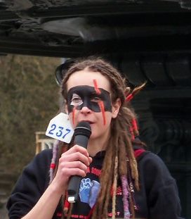 Aurore Lenoire lors de la Manif de Gueret du  29 mars 2014