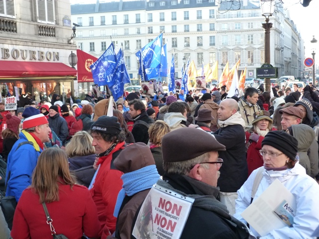 Départ de la manif devant l'assemblée nationale